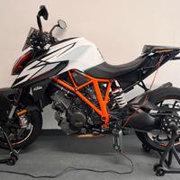 Ktm 1290 super duke 1290 r 2019