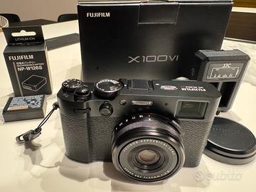 Fuji x100vi come nuova 100 scatti 2 batterie