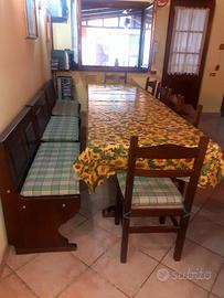 tavolo in legno massello 