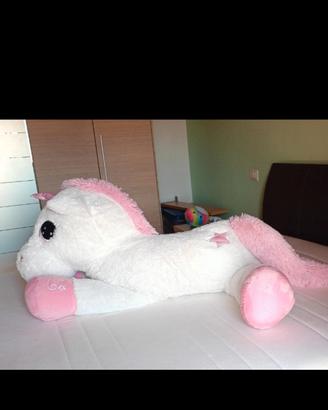 unicorno gigante 