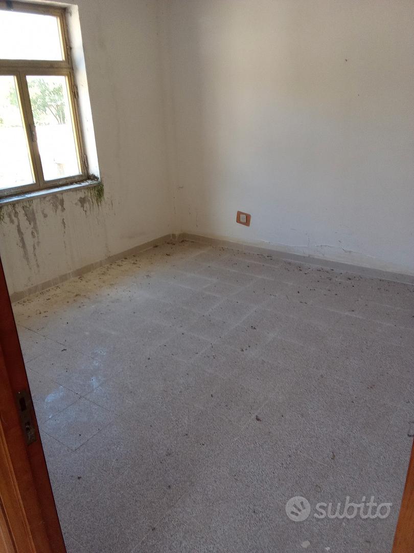 Casa di campagna con terreno - Vista 4