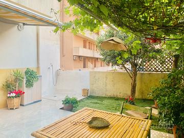 Alghero lido vicino spiaggia con giardino