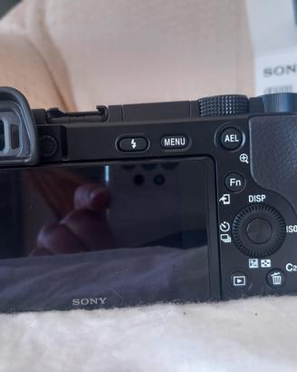 Sony Alpha 6100 Kit Fotocamera Digitale Mirrorless