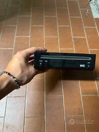Nintendo wii nera con giochi e 2 joistick