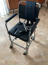 Sedia Comoda con rotelle