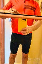 Ciclista due completi nuovi 