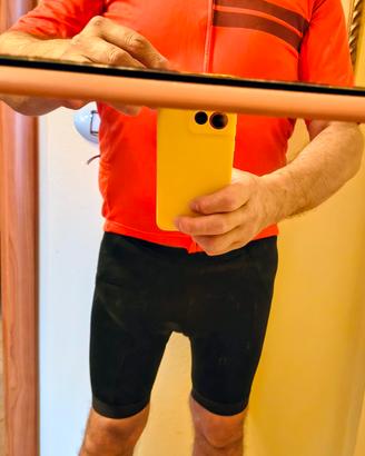 Ciclista due completi nuovi 