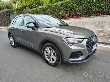 AUDI Q3 2.0 150 CAVALLI AUTOMATICA ANNO 2021