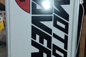 insegna luminosa Laverda