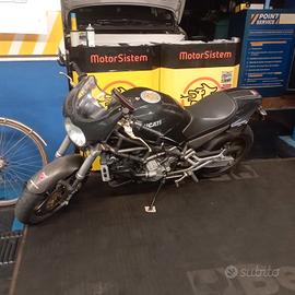 ducati Monster s4 