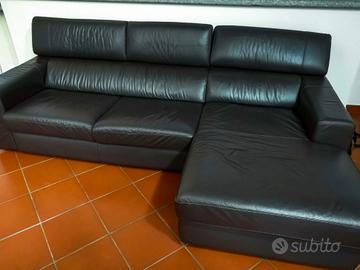 Divano con penisola in vera pelle testa di moro