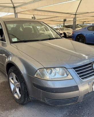 Volkswagen Passat 1.9 TDI/130 CV cat Comfortline