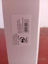 battiscopa bianco nuovo per appartamento 