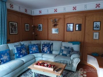 Divano in pelle angolare