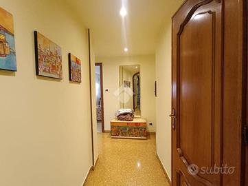 4 LOCALI A GENOVA