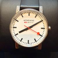Mondaine: L’Icona del Design Svizzero al tuo polso