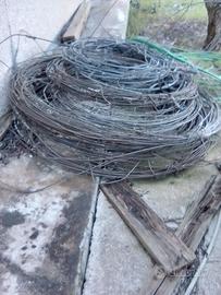 Fili zincati e tondini ferro