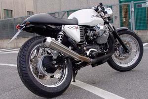 Moto Guzzi V7 Cafe Racer - custom ufficiale MPC