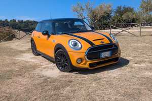 MINI COOPER SD 2.0 Business TD AUTOMATICA 2016