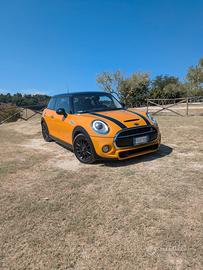 MINI COOPER SD 2.0 Business TD AUTOMATICA 2016