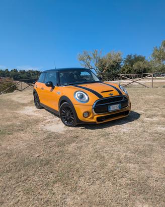 MINI COOPER SD 2.0 Business TD AUTOMATICA 2016