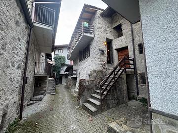 CASA SEMINDIPENDENTE A CIVO