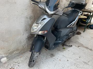 Kymco agility 200 (motore rotto)