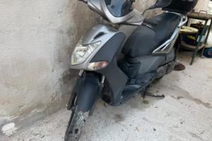 Kymco agility 200 (motore rotto)