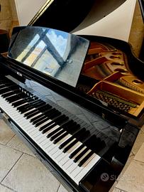 Pianoforte a coda  Yamaha G1