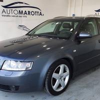 Audi A4 Avant Avant 2.5 V6 tdi quattro 180cv