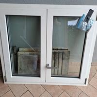 finestra in alluminio con vasista