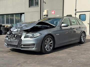 BMW 520D XDRIVE F11 per ricambi usati B47D20A