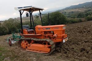 Fiat OM 655 con sollevatore