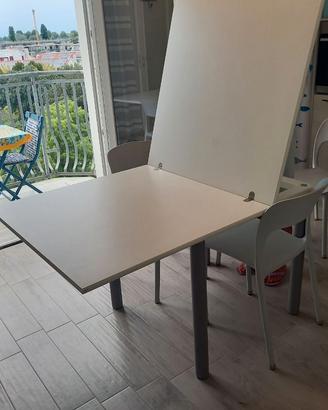 Tavolo cucina 90x90 all.180 più  8 sedie a Jesolo