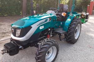 Trattore arbos 2035 e trincia peruzzo