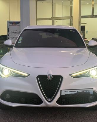 Alfa Romeo Stelvio 2.2 Turbodiesel 210 CV AT8 Q4 S