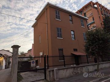 Villa di 400 m² con più di 5 locali a Sesto San Gi