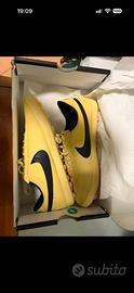 Snickers Nike gialle taglia 41 (calza 40)