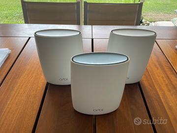 Netgear Orbi RBK53 Mesh WiFi AC3000 Router + 2 Sat