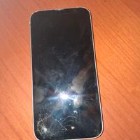 Iphone 13 rosa con schermo rotto