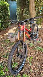 DH Specialized Demo S-Works, size Medium, MY 2017
