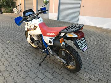 Honda Dominator