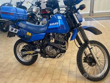 Suzuki DR 600 anno 1985