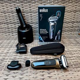 Braun Series 7 - rasoio con accessori