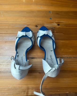 Sandali Vintage Blu e Bianchi con Fiocco