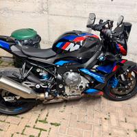 Bmw m1000r competion