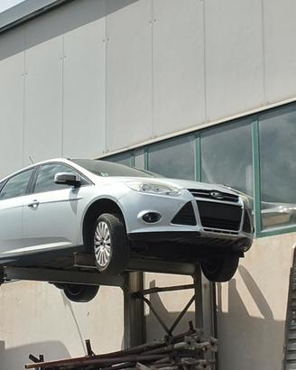 ford focus 2013 ricambi