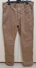 Pantaloni Diesel modello chino 