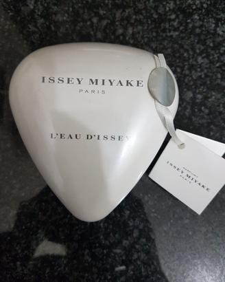 Confezione a cuore e profumo mignon Issey Miyake