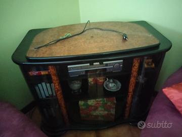 mobiletto porta tv